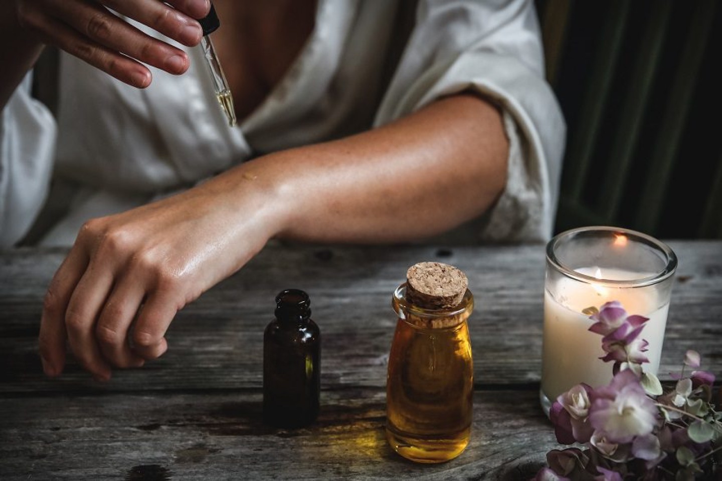 How to Use Essential Oils_small